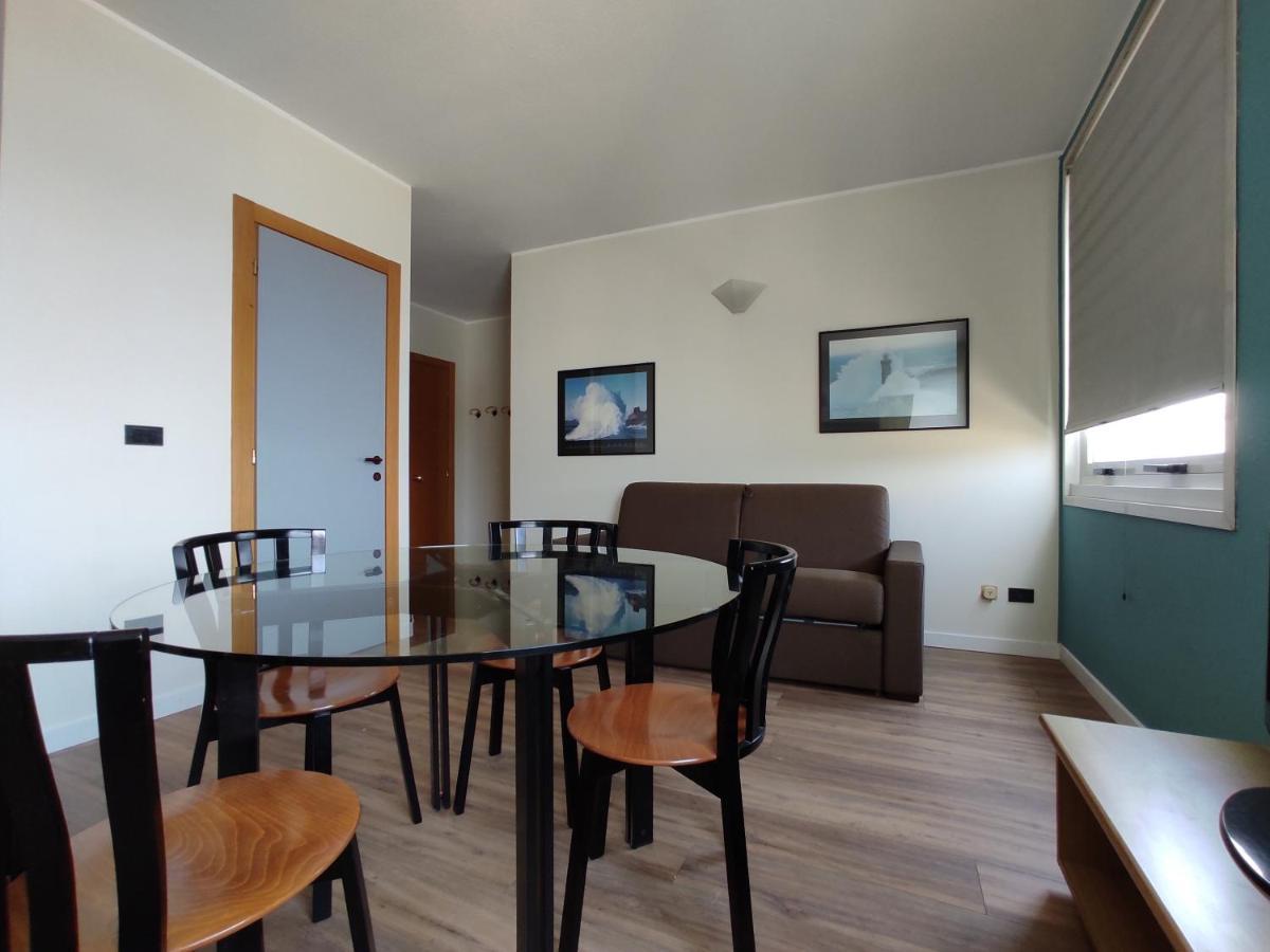 Genova Business Homes Екстериор снимка