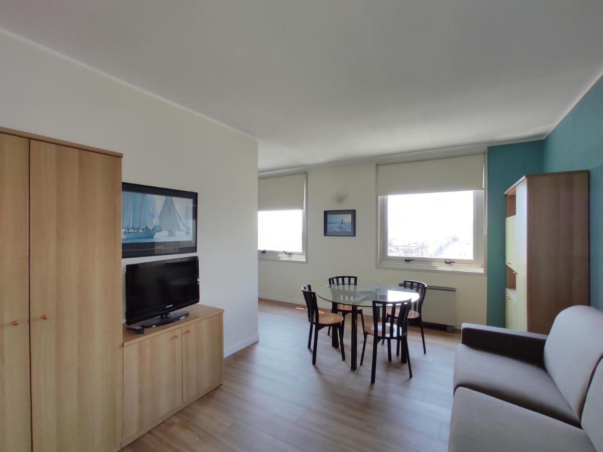 Genova Business Homes Екстериор снимка