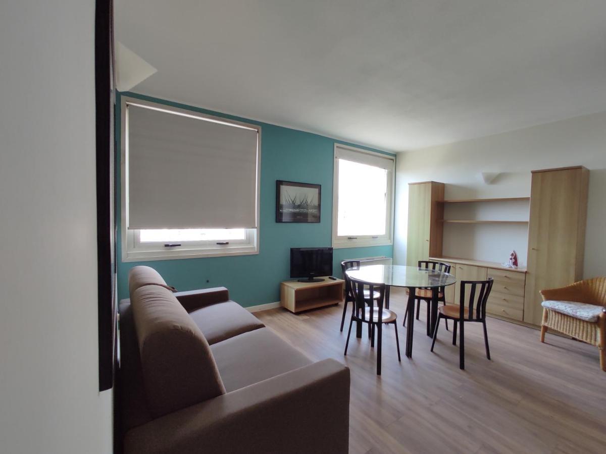 Genova Business Homes Екстериор снимка
