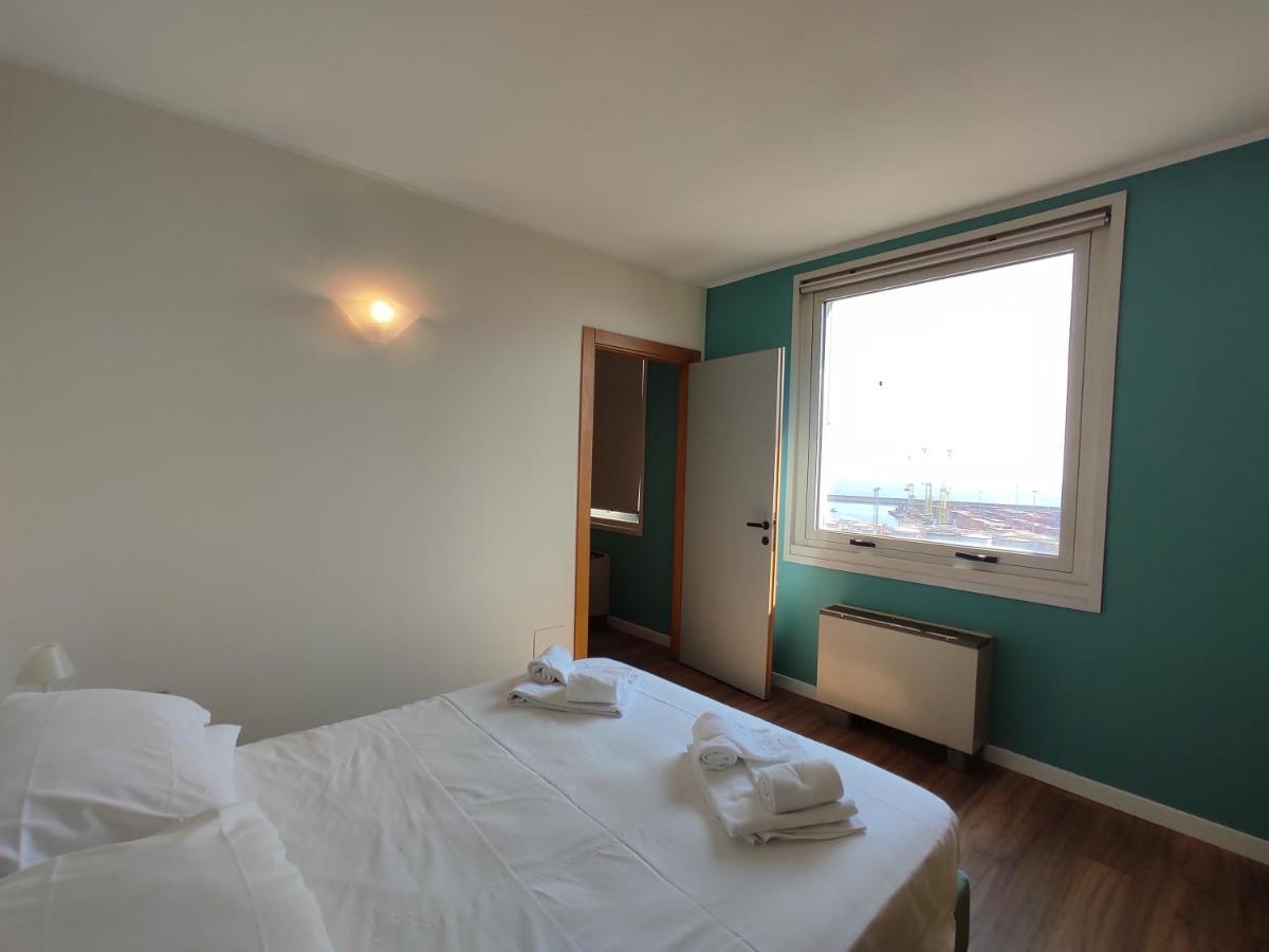 Genova Business Homes Екстериор снимка