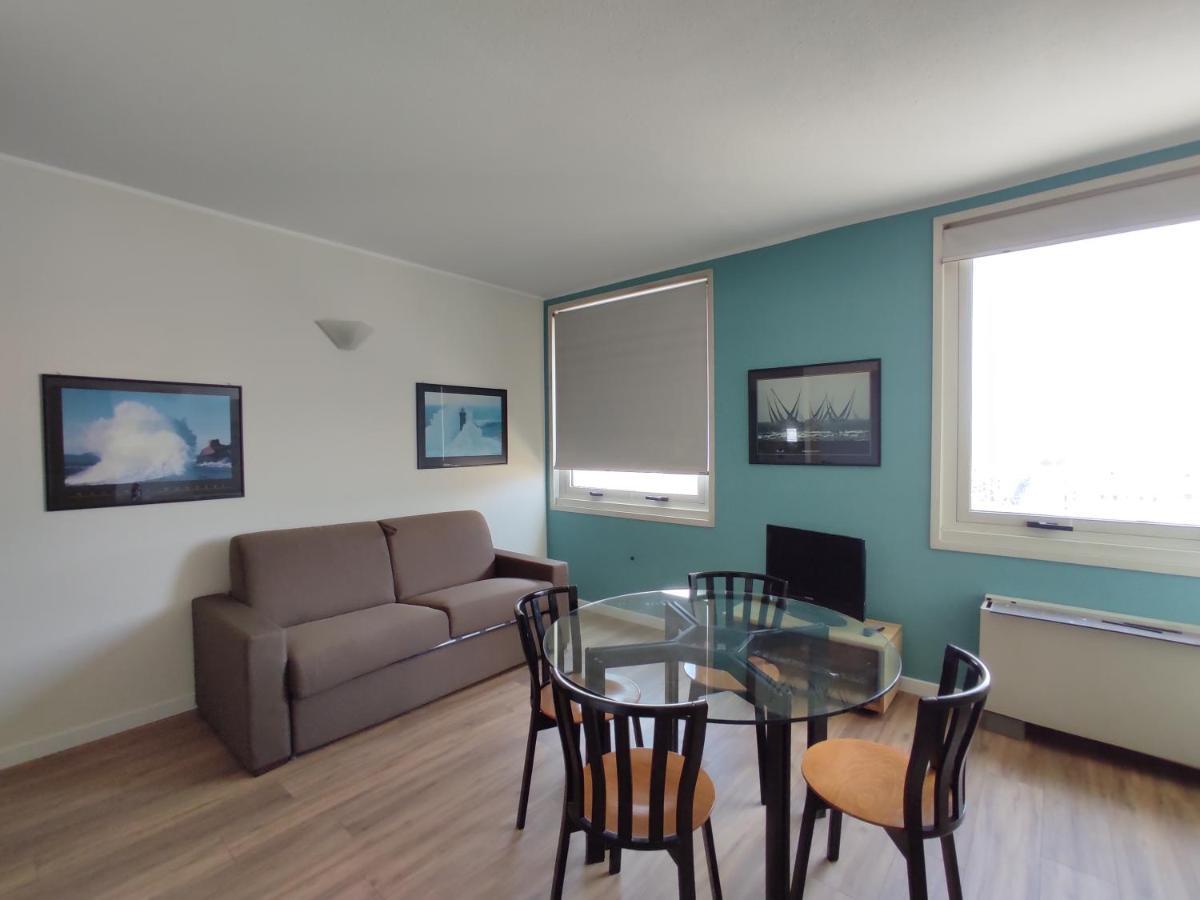 Genova Business Homes Екстериор снимка