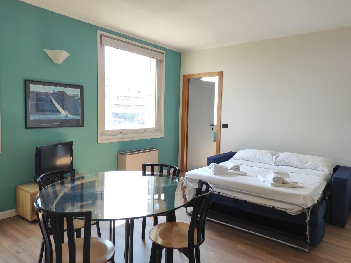 Genova Business Homes Екстериор снимка