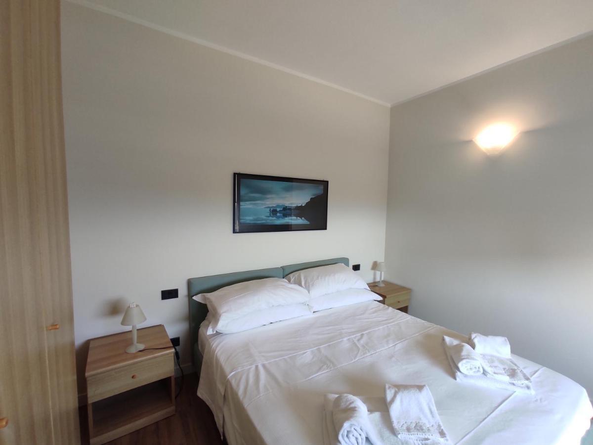Genova Business Homes Екстериор снимка