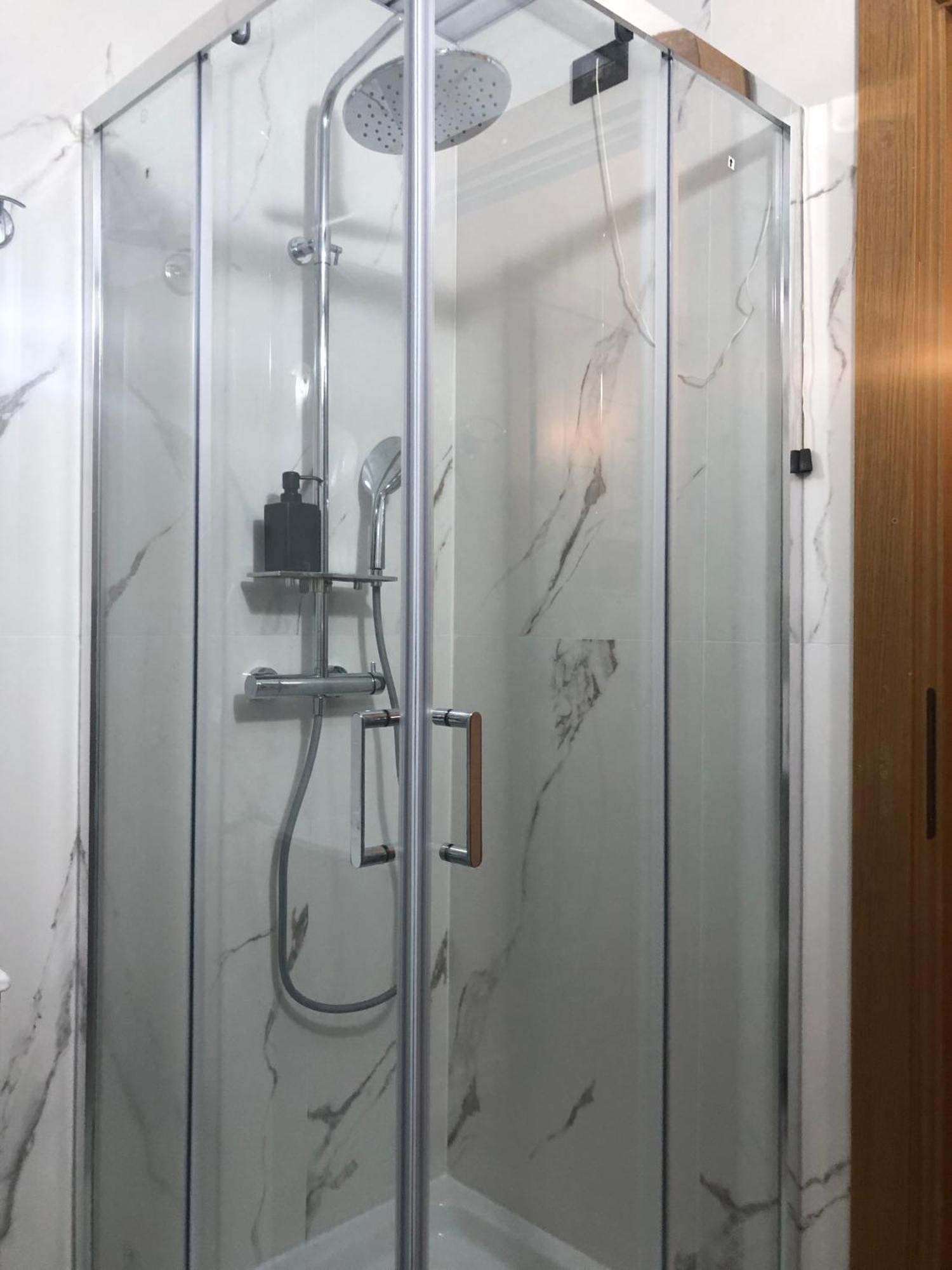 Genova Business Homes Екстериор снимка